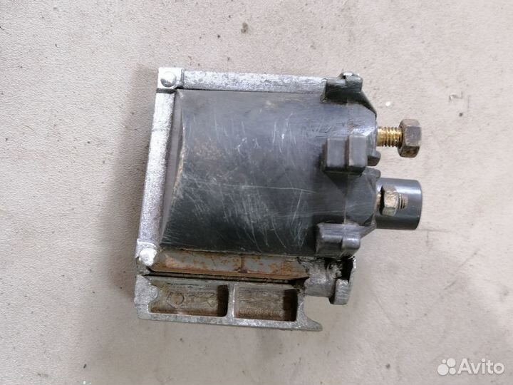 Катушка зажигания Mercedes-Benz 190 W201 1982-93