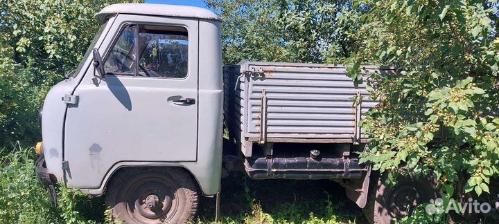УАЗ 3303 бортовой, 1993
