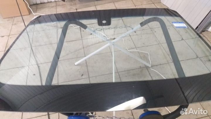 Лобовое стекло на Бмв 3 Ф30 f30