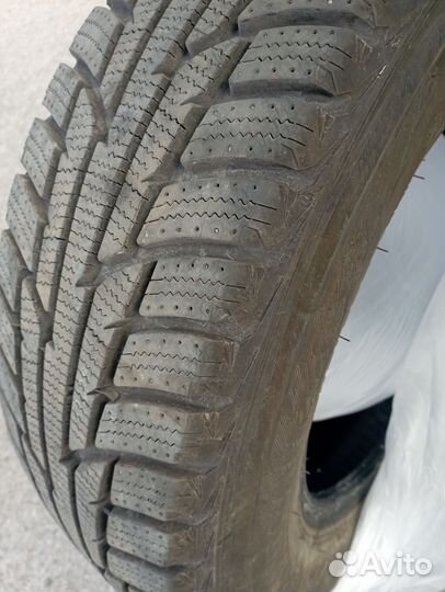 Landsail Winter Star 215/70 R16