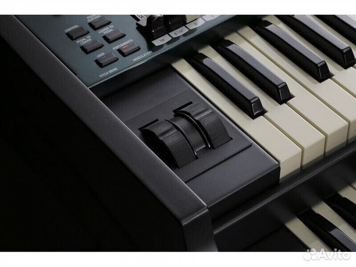 Hammond SKX Pro орган