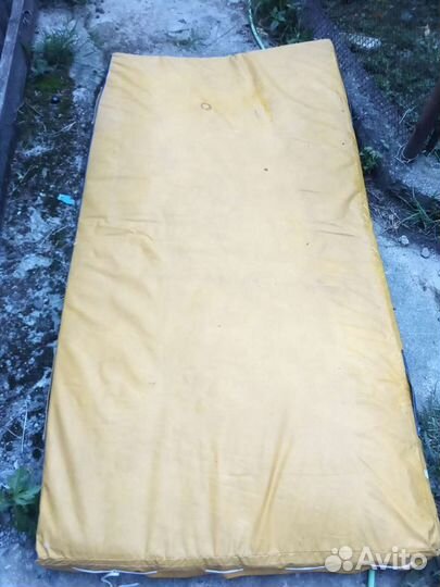 Мат гимнастический бу