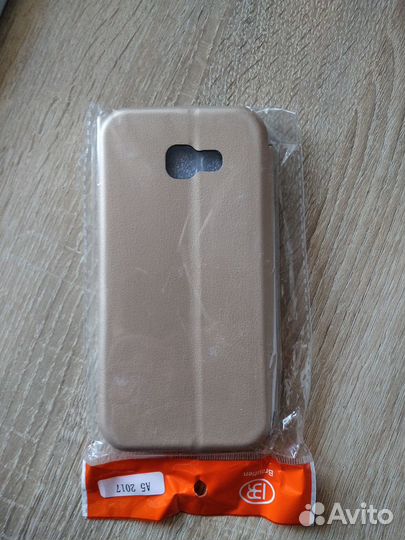 Продам чехол книжку на Samsung Galaxy A5