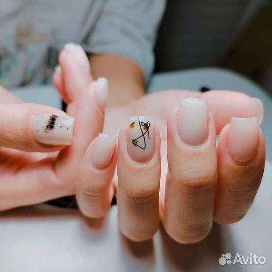 Маникюр на дому