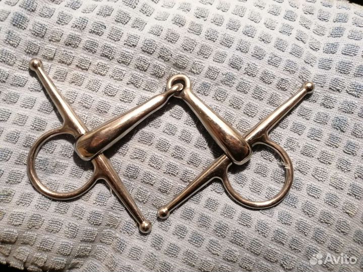 Трензель усики