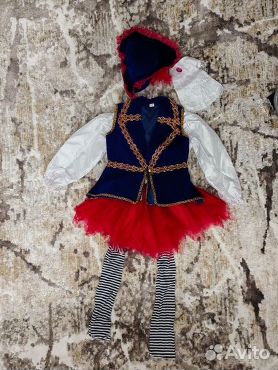 Костюм пирата для девочки 3-4лет