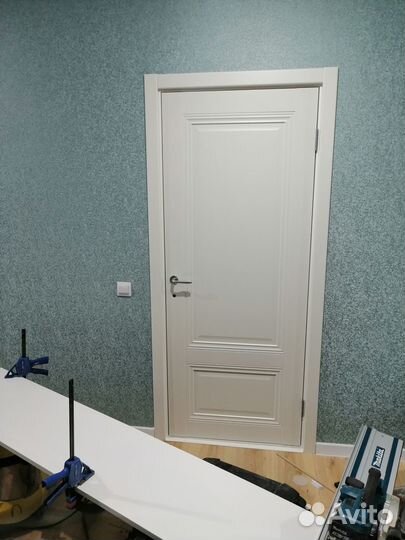 Установка межкомнатных дверей