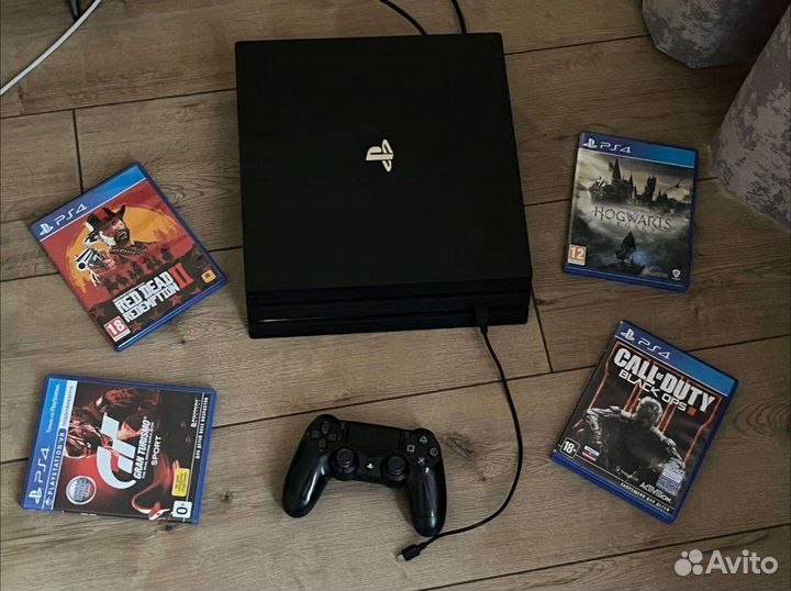 Sony playstation 4 pro 1tb + 2 игры