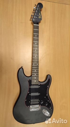 Электрогитара Fender stratocaster