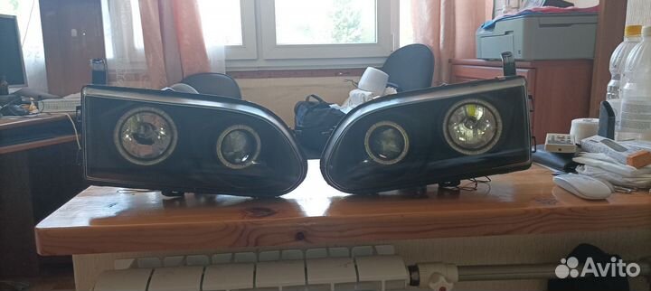 Фары Mitsubishi delicaрестайлинг