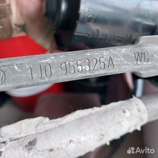 Трапеция дворников Volkswagen Golf 4