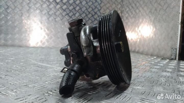 Насос гур Hyundai Trajet (1999-2008)