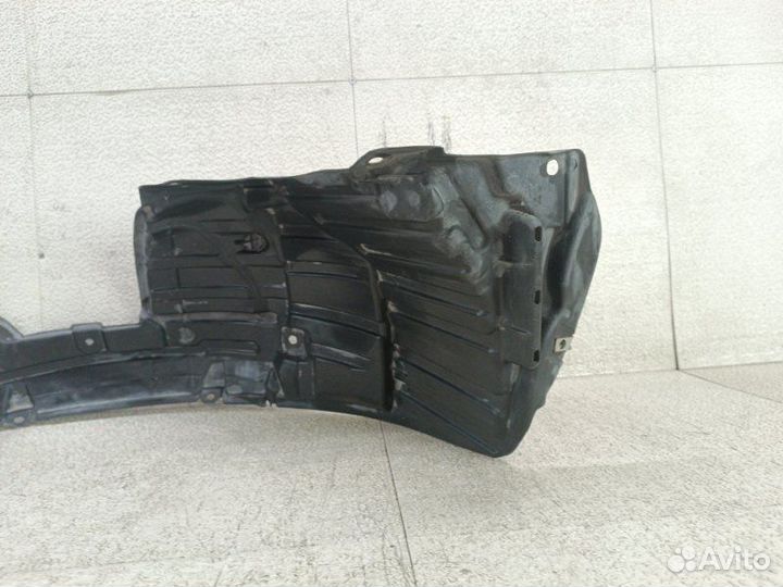 Подкрылок левы Ниссан Марч Микра Nissan March AK12