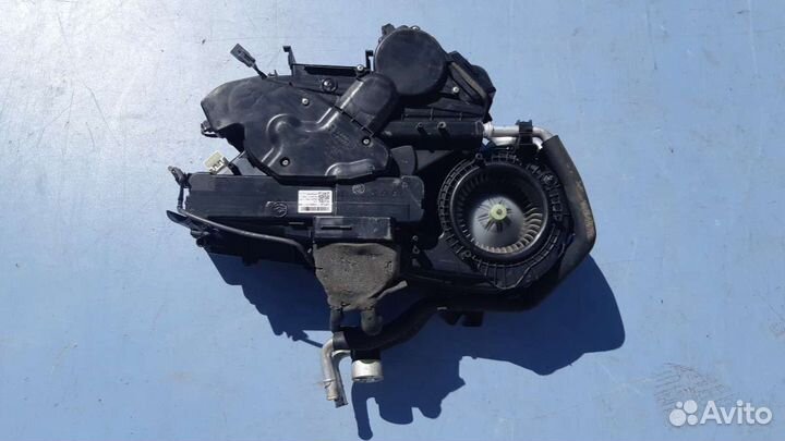 Отопитель в сборе Land Rover Range Rover 4 2018г. cpla18D283AE