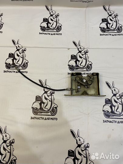 Замок сиденья скутера Stels Tactic 50