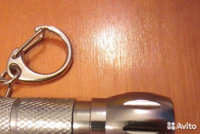 Фонарик-брелок. Металлический