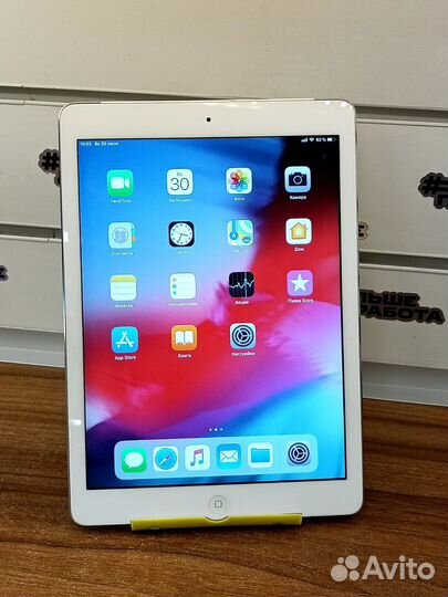 Планшет Apple iPad Air A1475 LTE 16GB