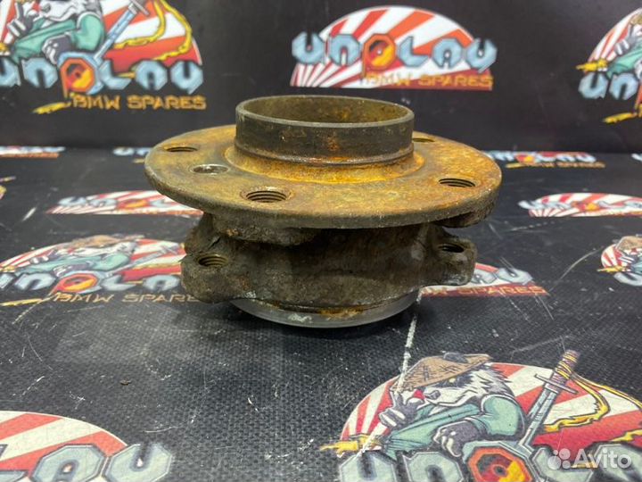 Ступица передняя Bmw F10 седан N47N 11.2011