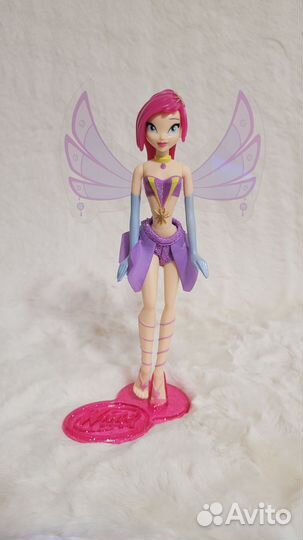 Winx киндер макси энчантикс