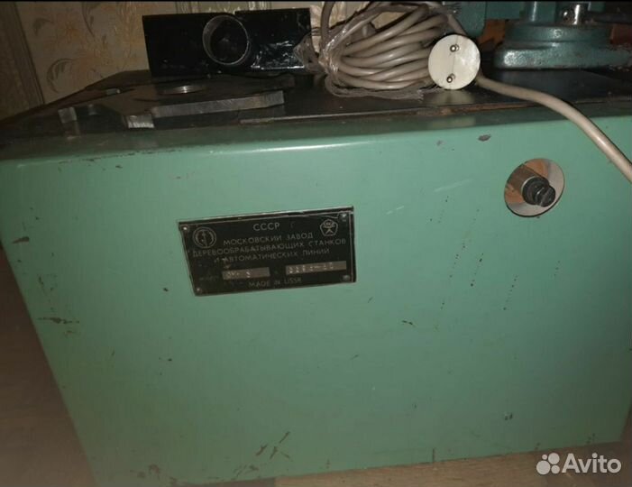 Малогабаритный деревообрабатывающий станок см-3