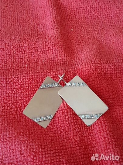 Золотые серьги с фианитами