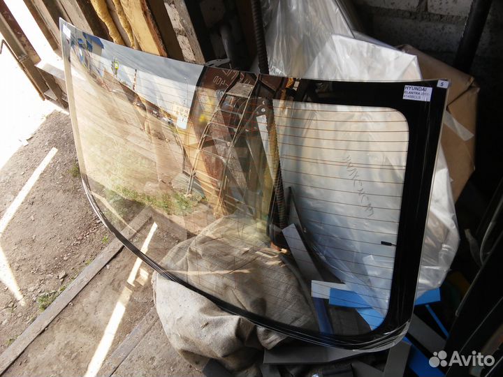 Стекло заднее Хундай Элантра Hyundai Elantra с2011