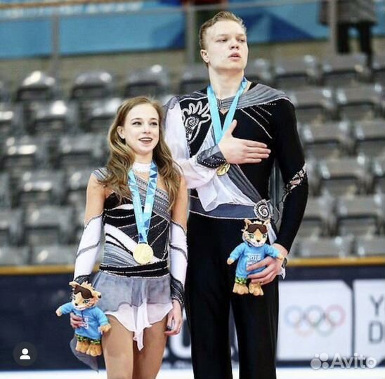 Тренер по фигурному катанию