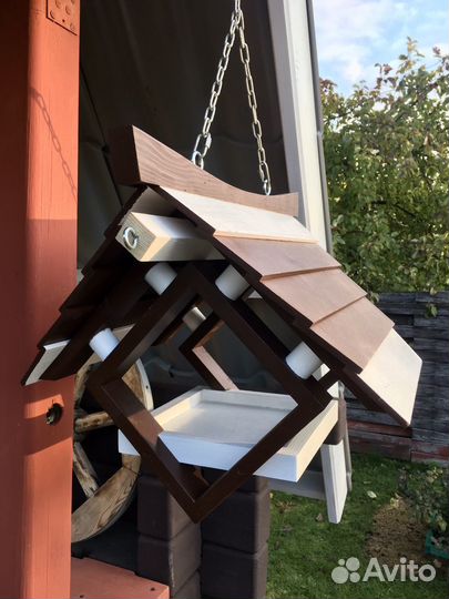 Кормушка для птиц