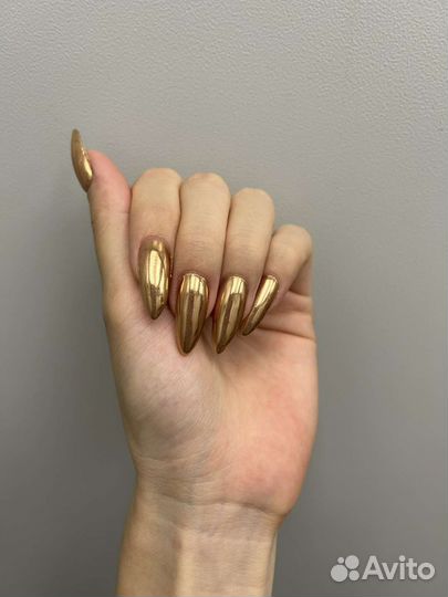 Маникюр и педикюр