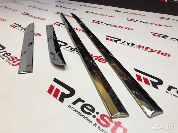 Молдинги дверей Lexus IS250 06-12г Т2534