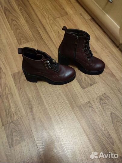 Ботинки женские
