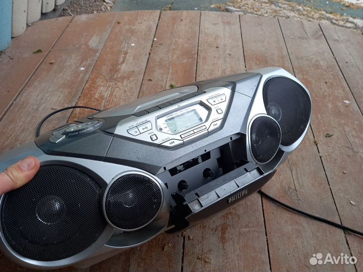Музыкальный центр philips