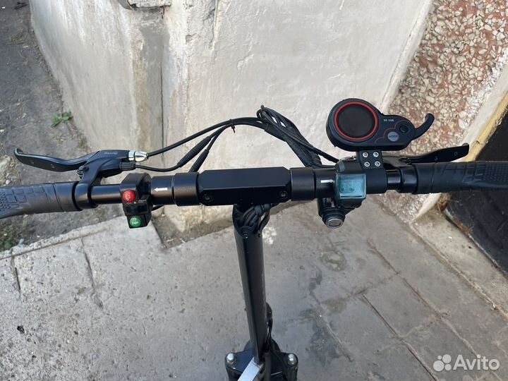 Самокат взрослый электрический