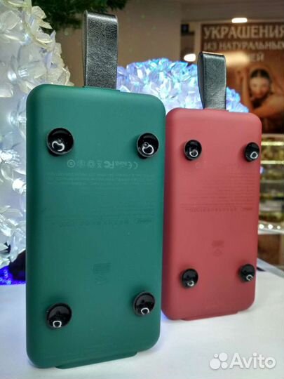 Портативное зарядное устройство