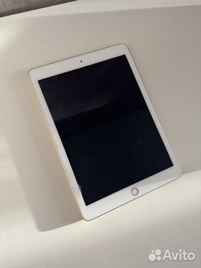 iPad 2017 Gold 32GB
