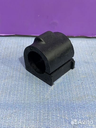 Втулка стабилизатора Renault sandero stepway