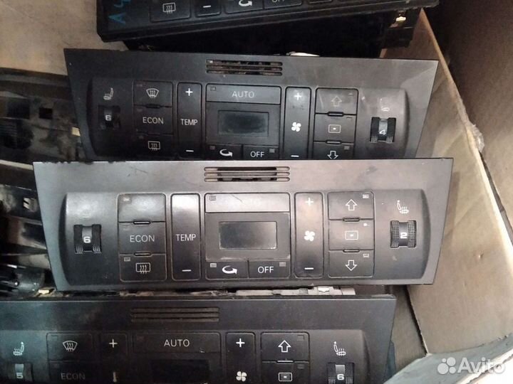 Блок управления климатом Audi A4 1996-2002год