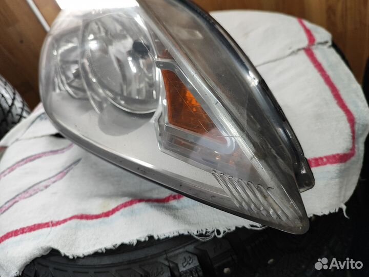 Фара правая Ford Focus 2 рестайлинг
