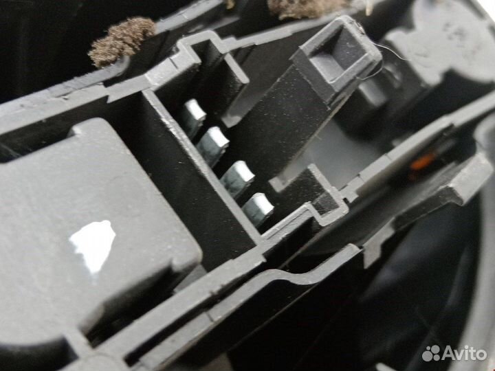 Фонарь задний левый Renault Laguna 1