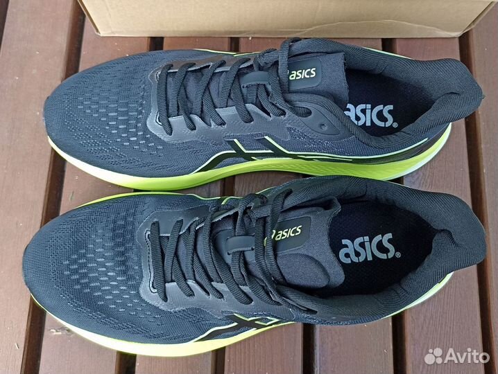 Беговые кроссовки Asics 41 размер