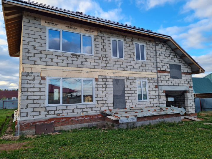 Дом 160 м² на участке 12 сот.