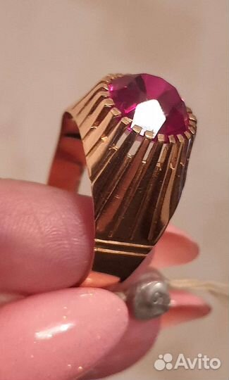 Винтаж. Золотое кольцо с советской пломбой (СССР)