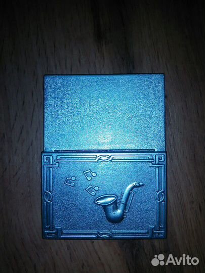 Карманное зеркальце