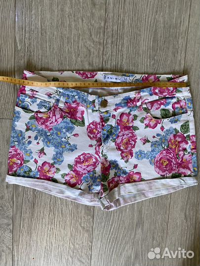 Шорты женские