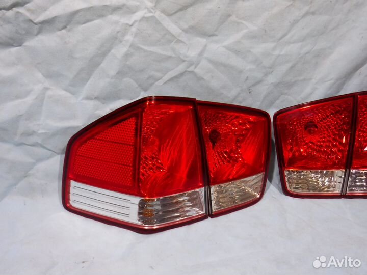 Фонарь правый внутренний Kia Mohave / Мохав Мохев