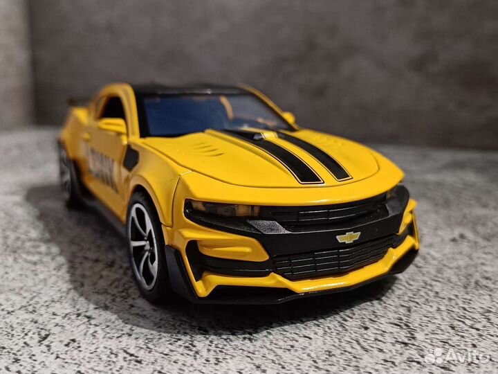 Модель Chevrolet Camaro с Имитацией выхлопа