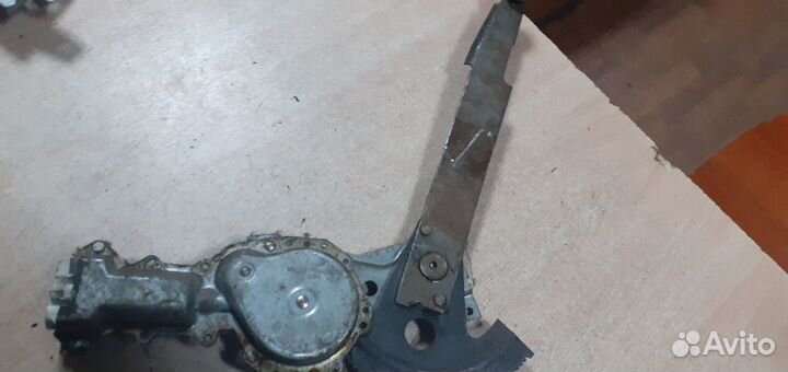 Pontiac Trans Sport Стеклоподъемник