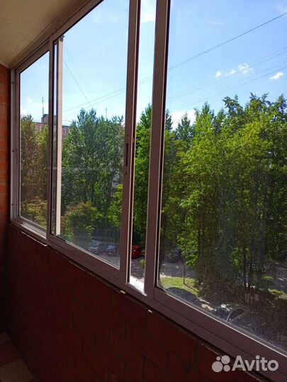 Окна, дверь + балконные окна пвх пластиковые бу