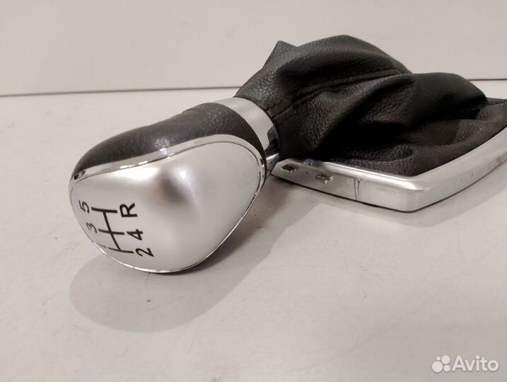 Ручка МКПП с чехлом Ford C-Max рестайлинг 1 2009