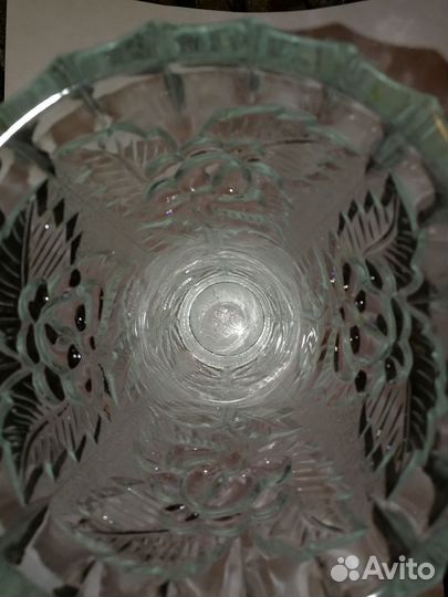 Хрустальная ваза